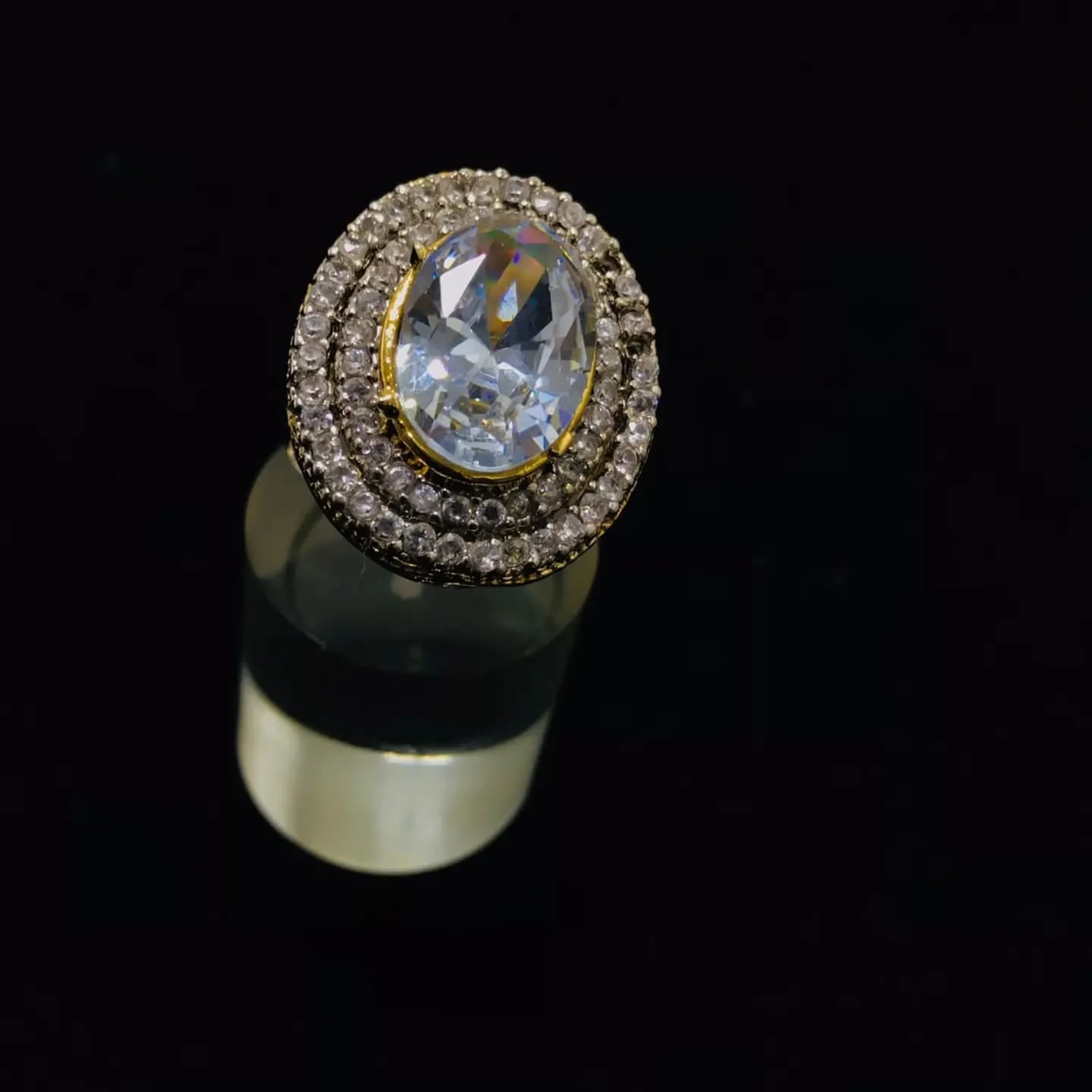 Rings with Crystals and CZ Zirons