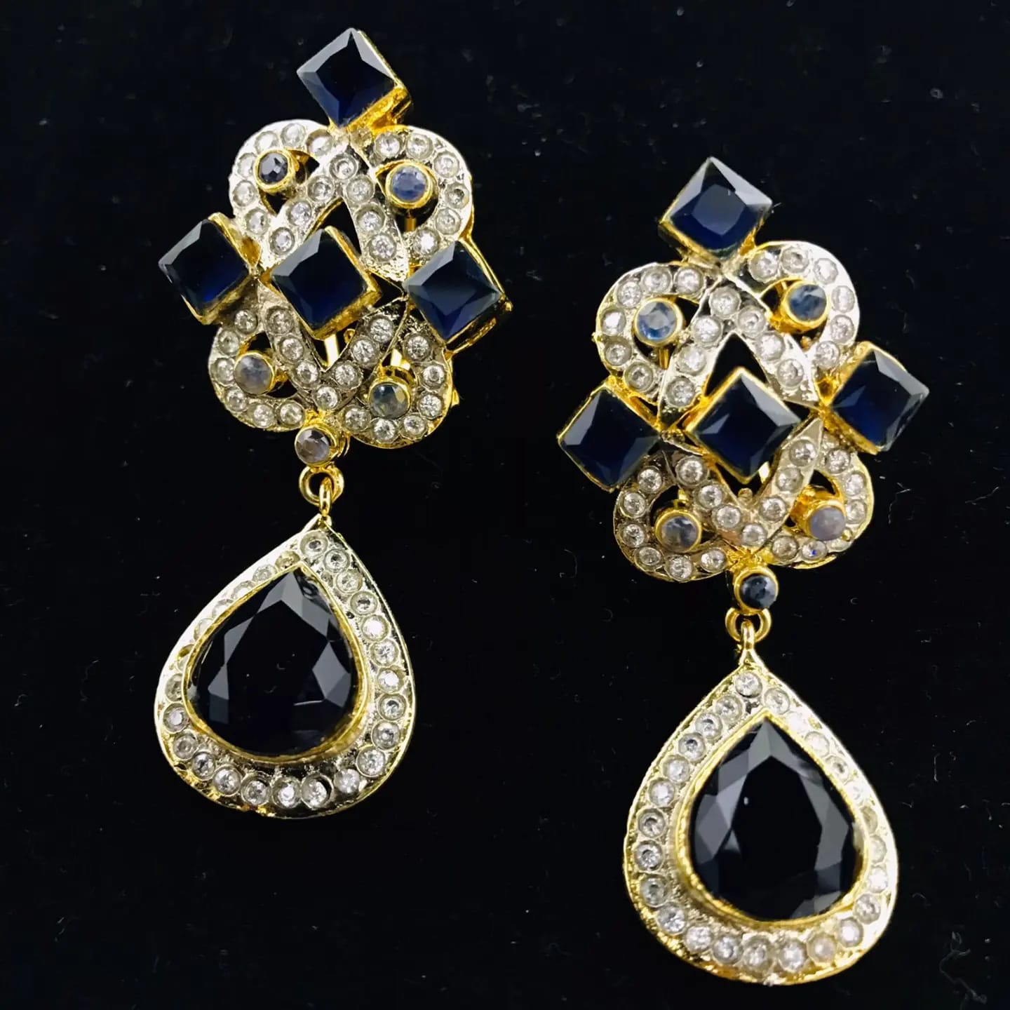 Ear Studs with stones