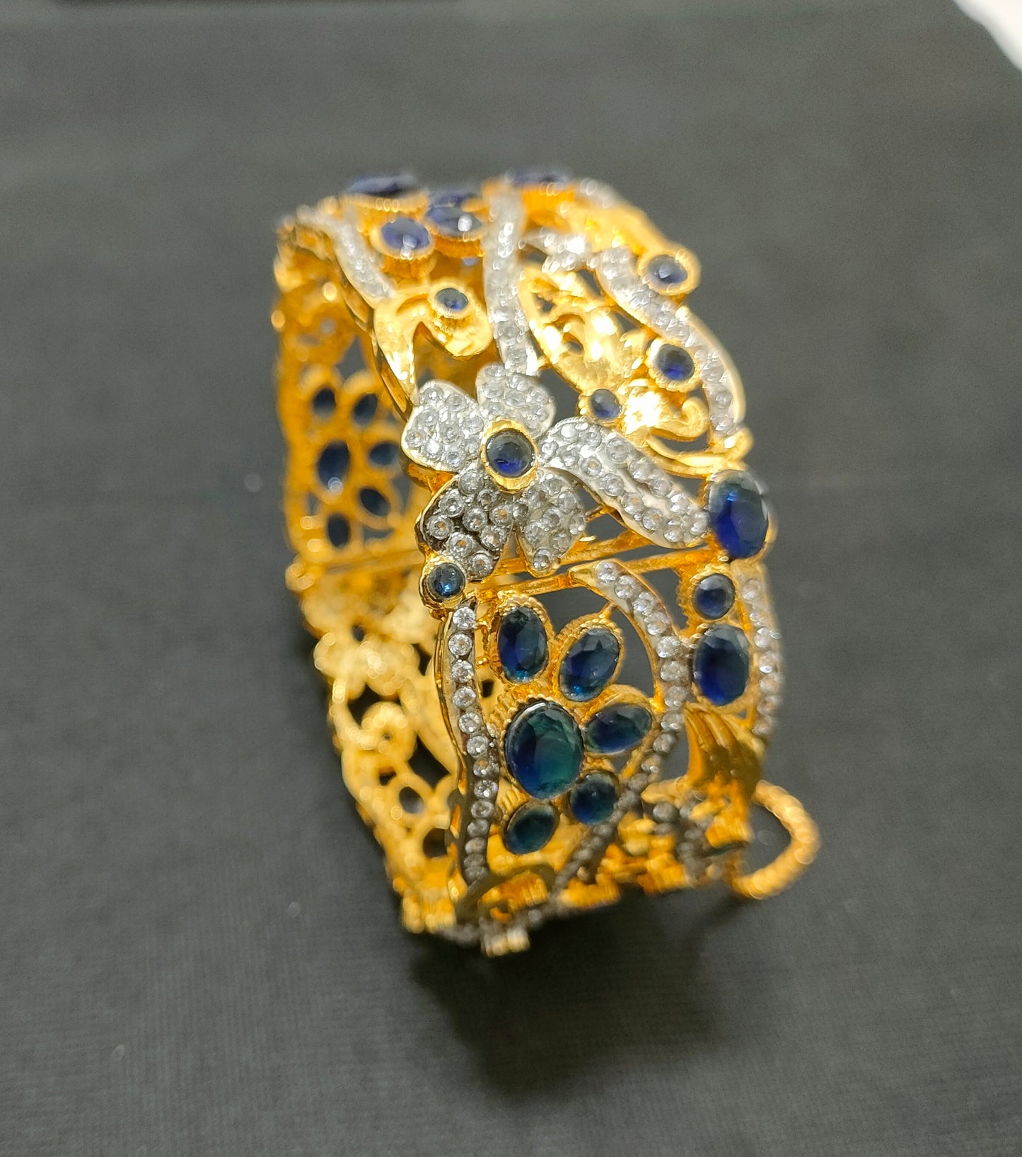 Karra with Crystals and Zircons