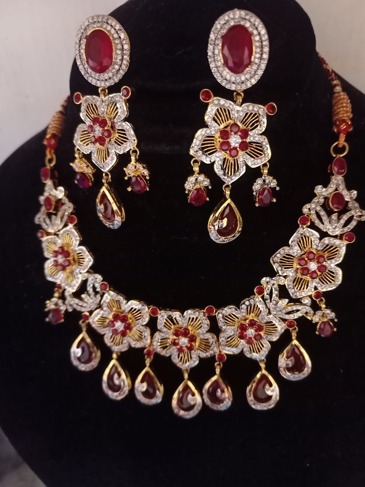Necklace Floral Ruby Colour Crystals with Zircons